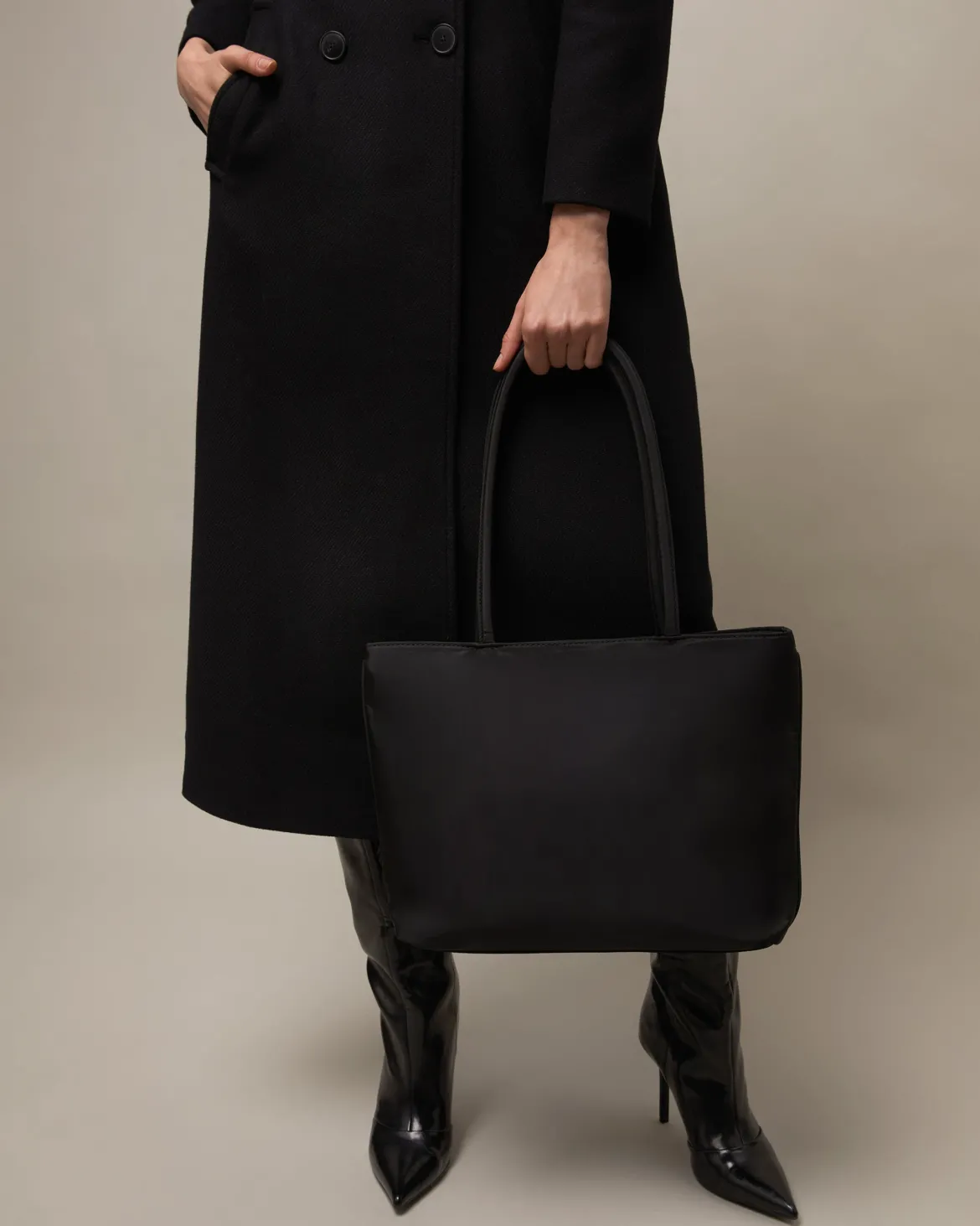 Bolso shopper grande en nylon
