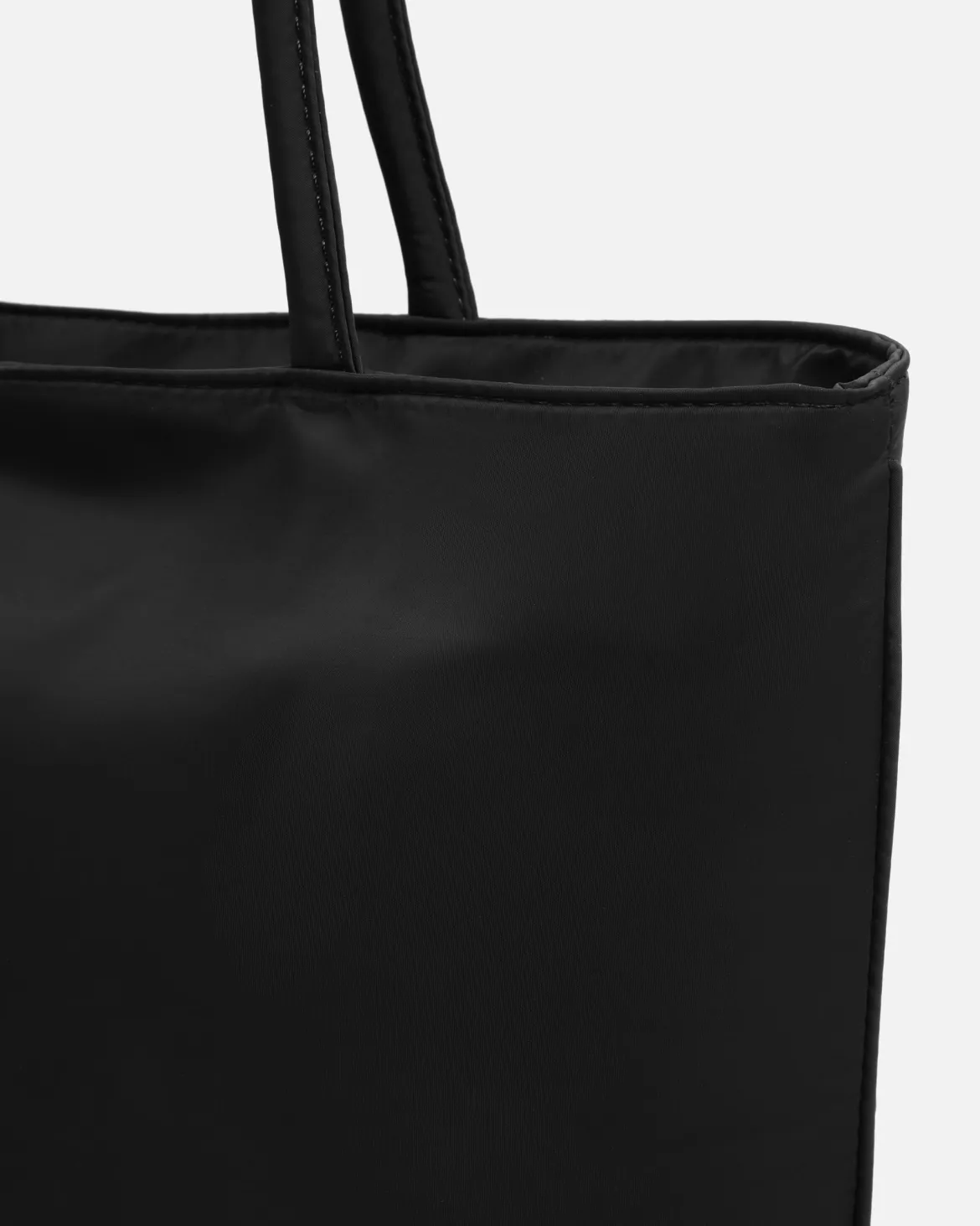 Bolso shopper grande en nylon