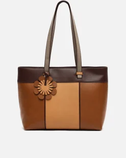 Bolso shopper grande tricolor con detalle colgante