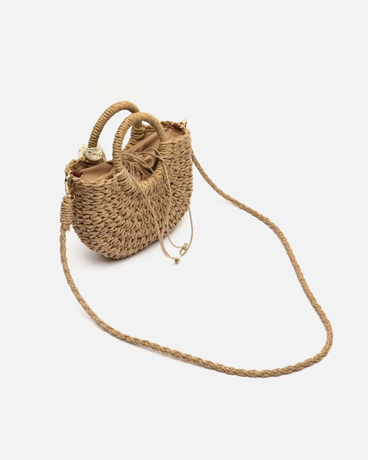 Bolso tipo cesta pequeño efecto rafia