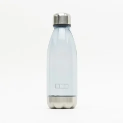 Botella con funda bandolera