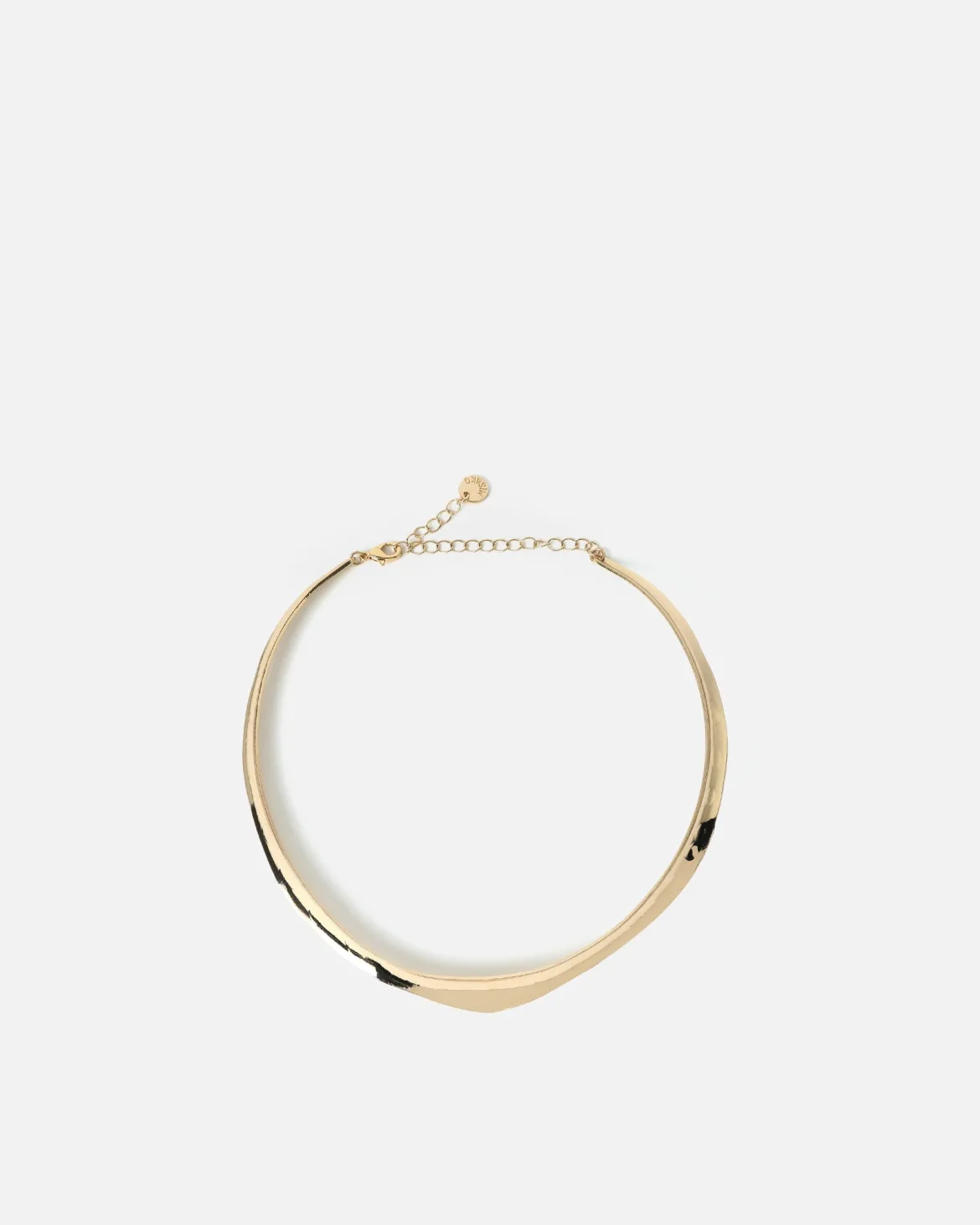 Collar tipo choker rígido