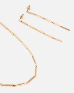 Conjunto de collar y pendientes