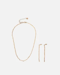 Conjunto de collar y pendientes