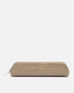 Estuche pequeño con grabado animal