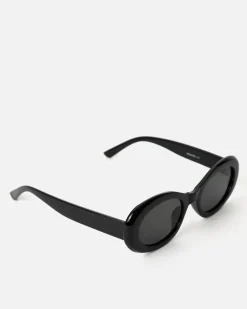 Gafas de sol ovaladas con montura de pasta
