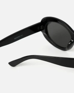 Gafas de sol ovaladas con montura de pasta
