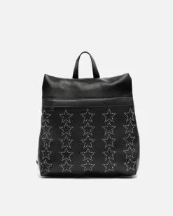 Mochila antirrobo con detalles metálicos en forma de estrellas