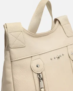Mochila antirrobo con detalles metálicos