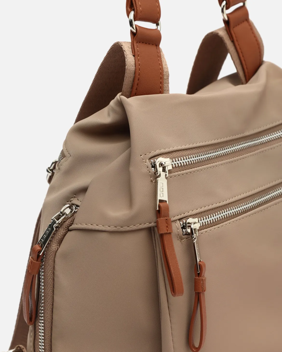 Mochila antirrobo en nylon
