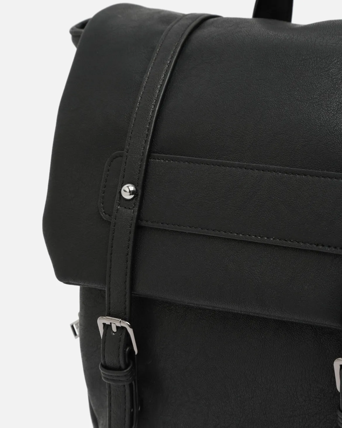 Mochila con solapa