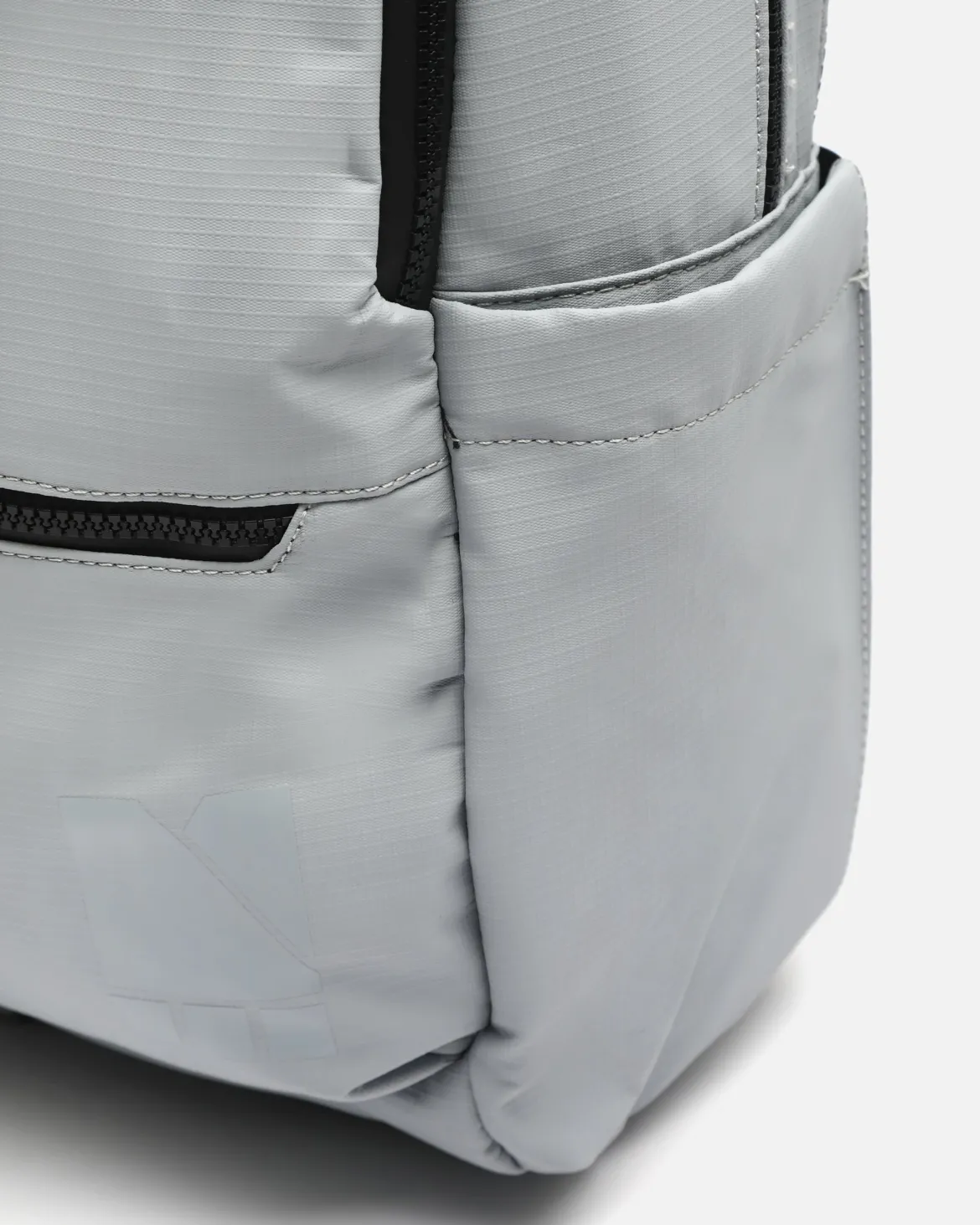 Mochila de nylon con bolsillo para portátil 15.6 pulgadas