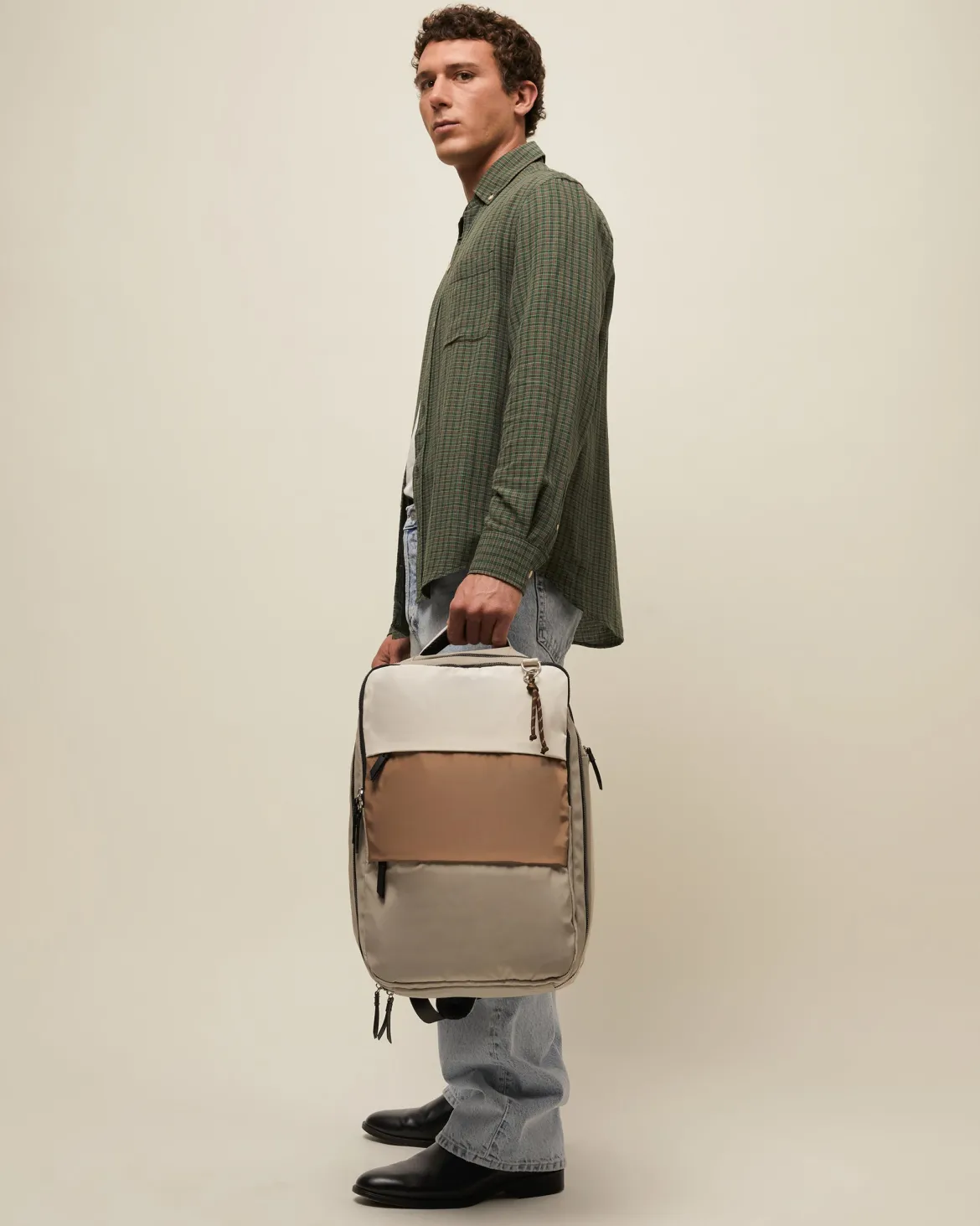 Mochila de viaje con bolsillo para portátil 15.6 pulgadas