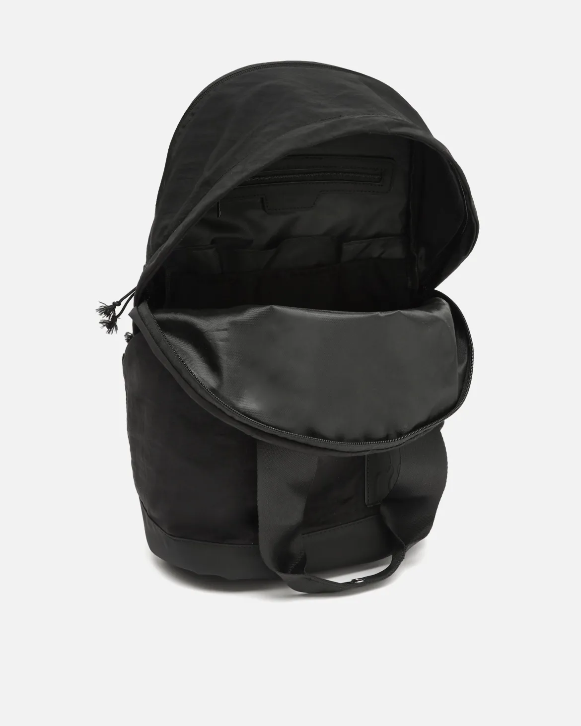 Mochila en nylon con bolsillo para portátil 14 pulgadas