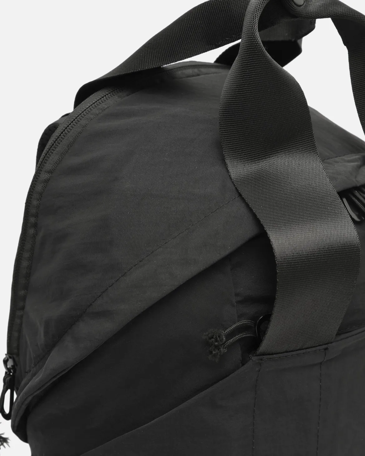 Mochila en nylon con bolsillo para portátil 14 pulgadas