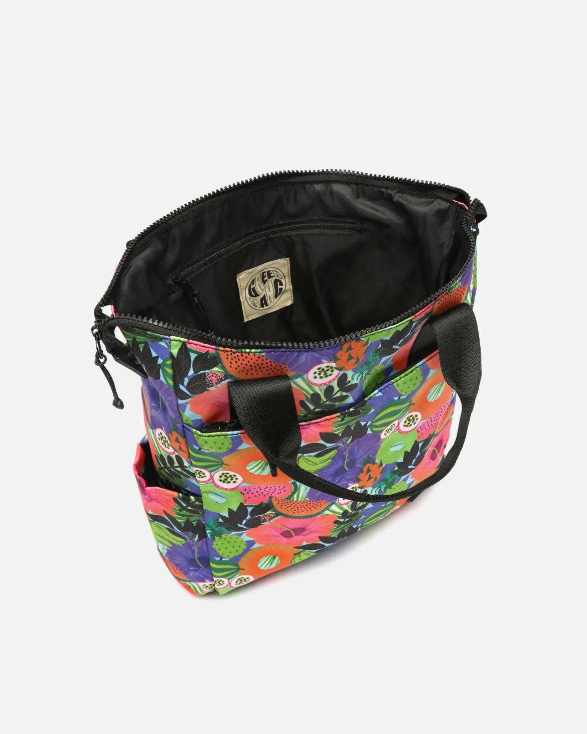 Mochila en nylon reciclado