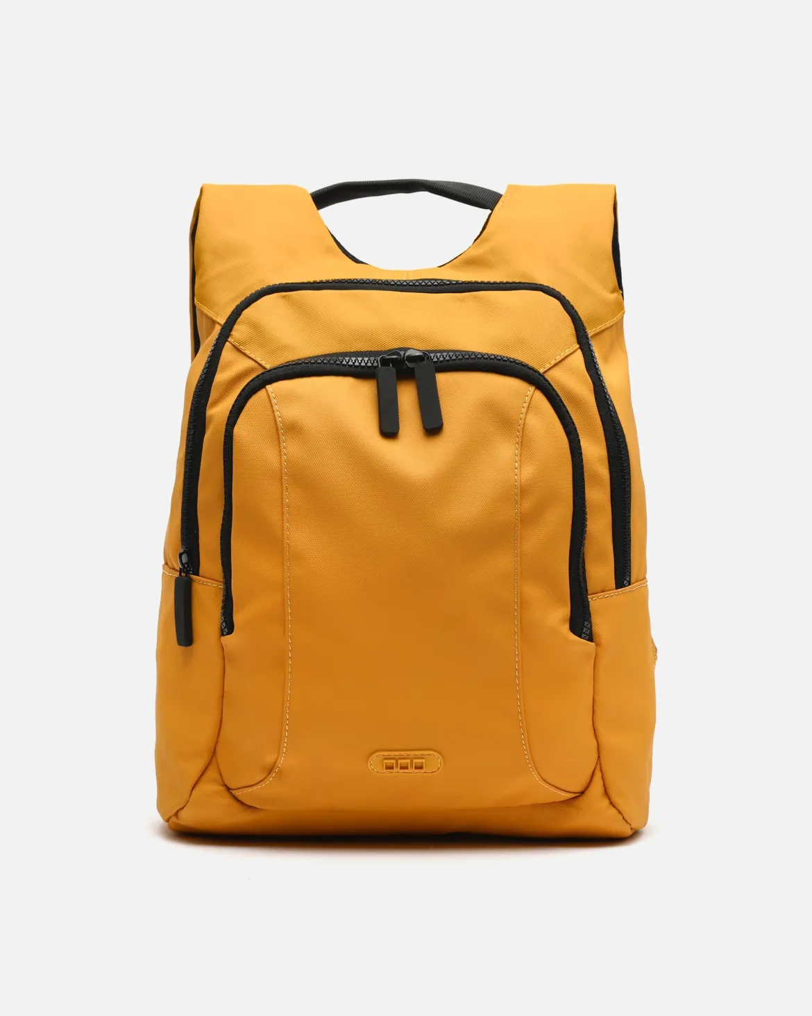 Mochila pequeña en nylon