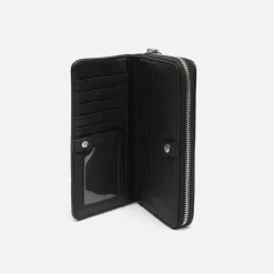 Monedero grande con detalles metalizados