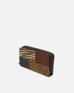 Monedero grande con estampado patchwork animal print