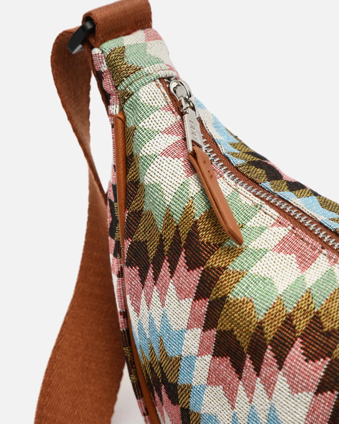 Riñonera estampado jacquard