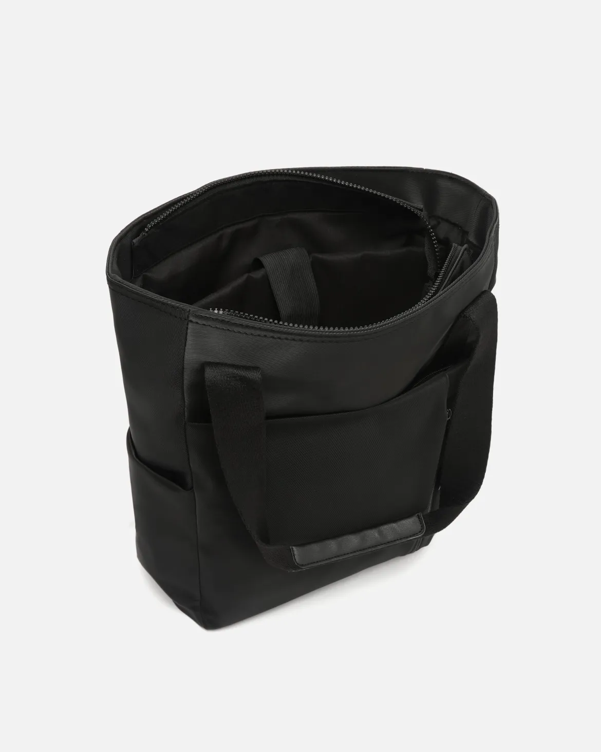 Mochila grande en nylon con bolsillo para portátil (14") y asa de hombro