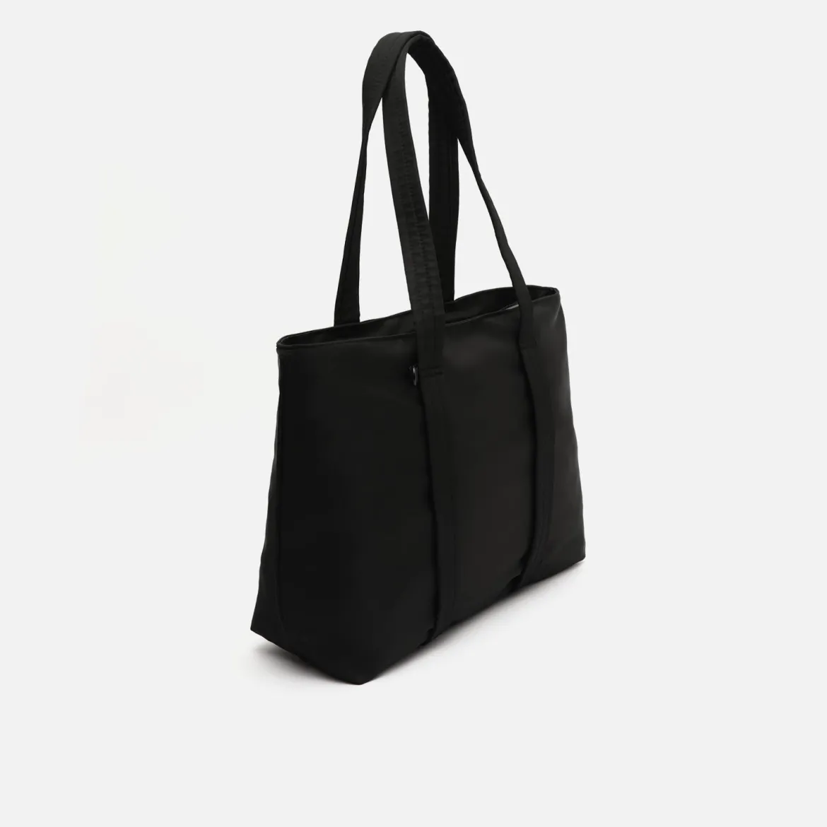 Portaordenador estilo bolso shopper en nylon 15 pulgadas